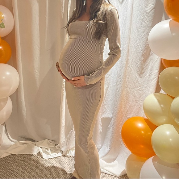 Maternity Cream Ribbed Side Split Maxi Dress - Picture 3 of 7